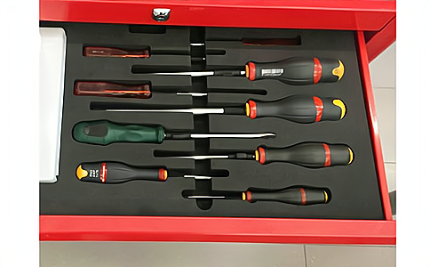 RFID智能工具柜提高了工具管理的準確性和高效性