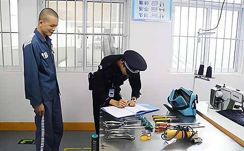 超高頻RFID技術(shù)應(yīng)用于監(jiān)獄勞動(dòng)工具管理解決方案 - 相關(guān)產(chǎn)品圖