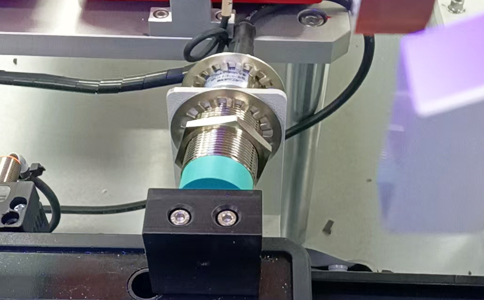 RFID 工業(yè)讀寫頭：制造業(yè)智能化轉(zhuǎn)型的關(guān)鍵引擎